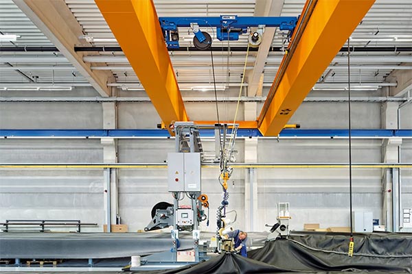 Textile industry crane