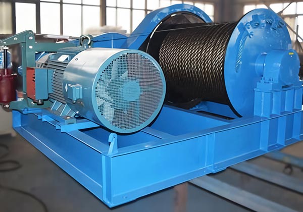 Large capacity electric winch