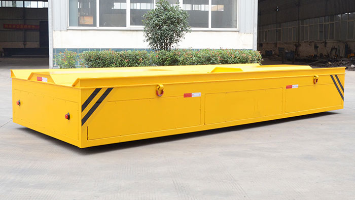 Trackless transfer cart