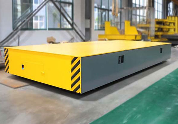 Trackless transfer cart