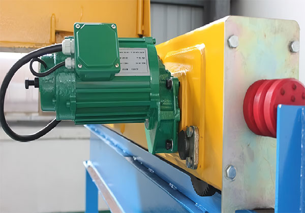 Crane gear motor