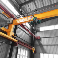 Wall travelling jib crane