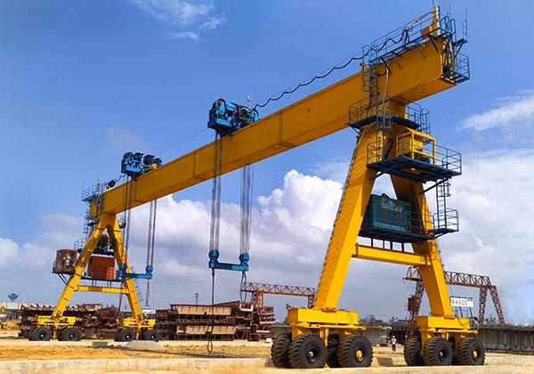 Rubber tyred gantry crane