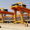 Heavy gantry crane
