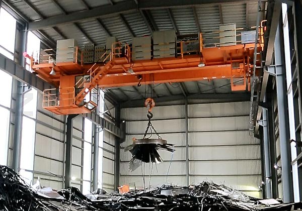 Electromagnetic overhead crane