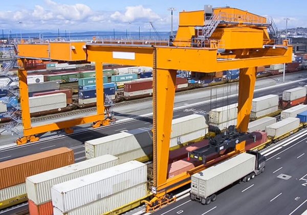 rail mounted container gantry crane