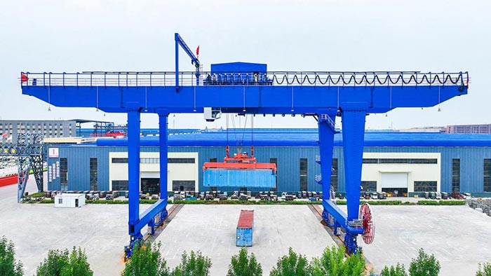 EXCELLENT CO., LTD crane factory assembly acceptance site